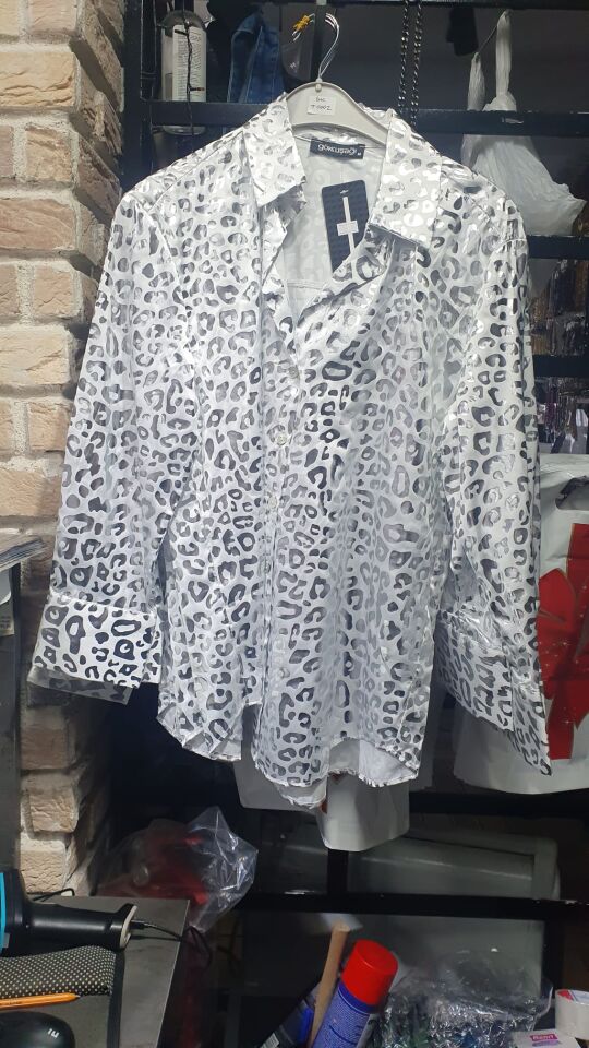 Dalmaçyalı Desenli̇ Kadın Gömlek T001